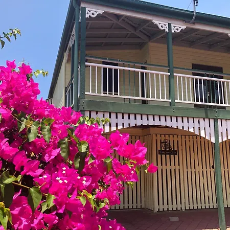 Kookaburra Oasis Apartment Aitkenvale Exterior photo