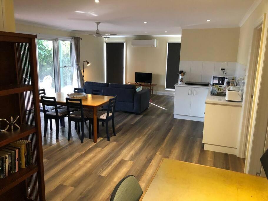Apartment Kookaburra Oasis Aitkenvale